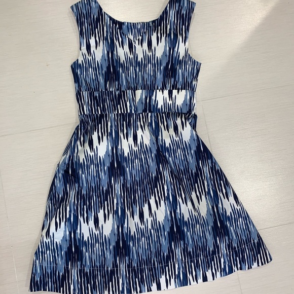 Calvin Klein fit-n-flare dress size 10 - Picture 1 of 6